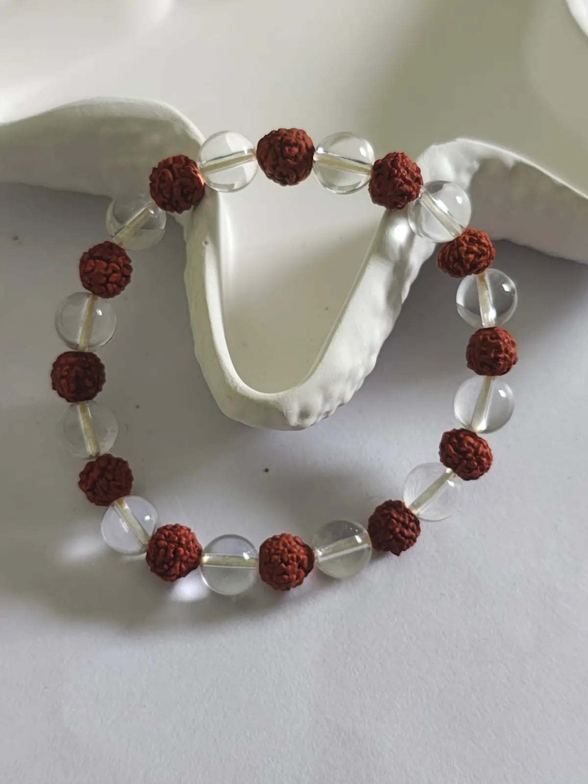 🔱✨ Spiritual Harmony Bracelet – Sphatik & Rudraksha Fusion ✨