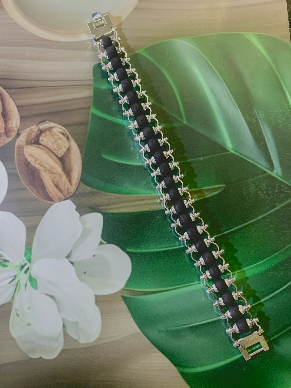 Karungali Ebony Wood Bracelet with Silver-Plated Finish