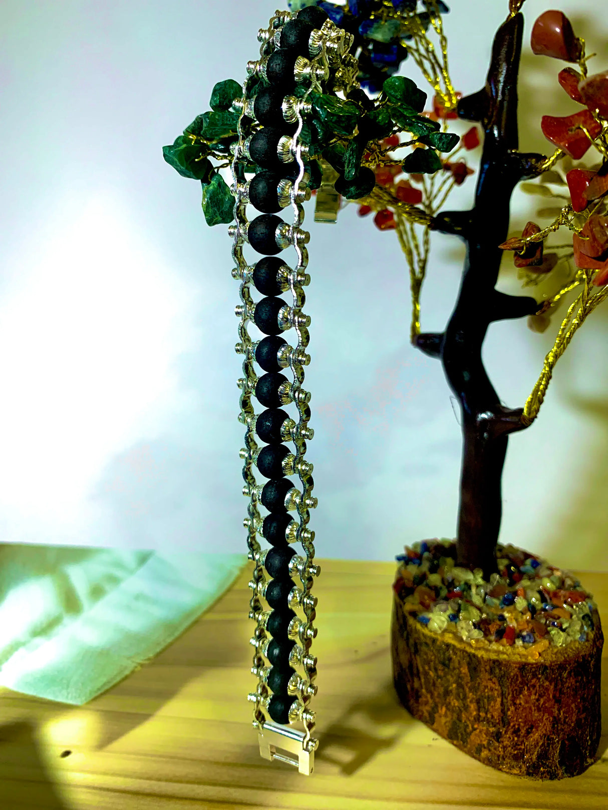 Karungali Ebony Wood Bracelet with Silver-Plated Finish